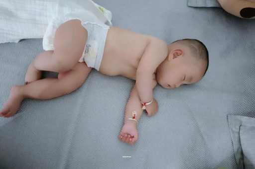 老河口宝宝高烧怎么处理